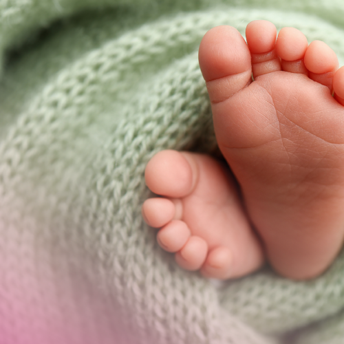 newborn baby feet